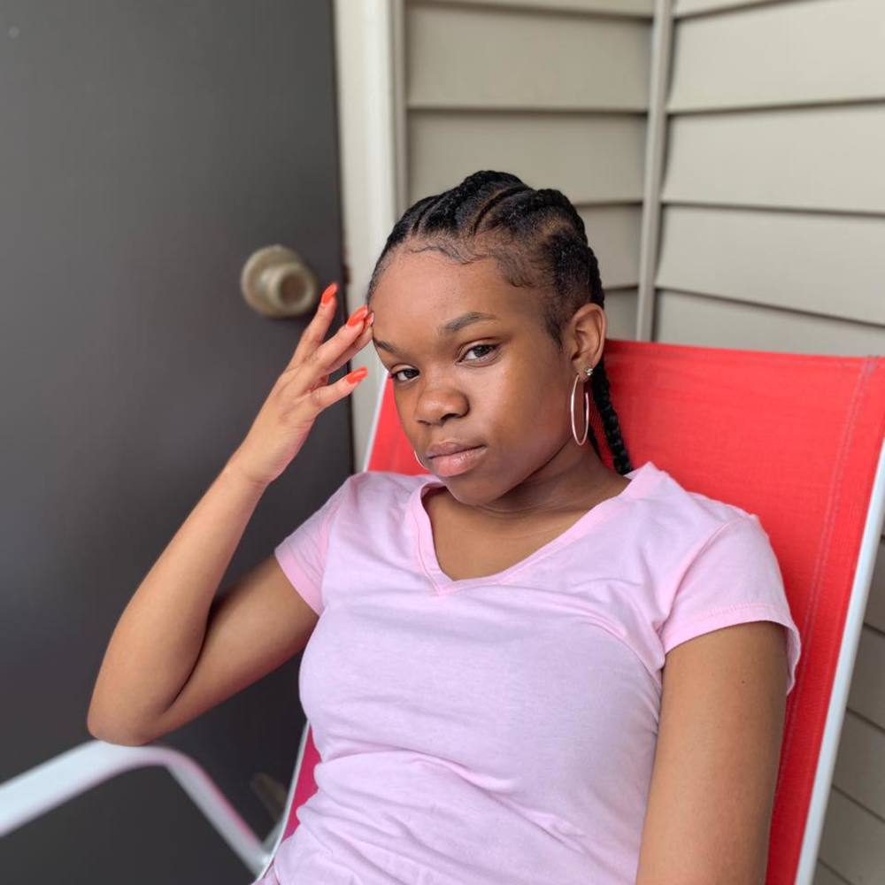 Meet your Posher, Dasia